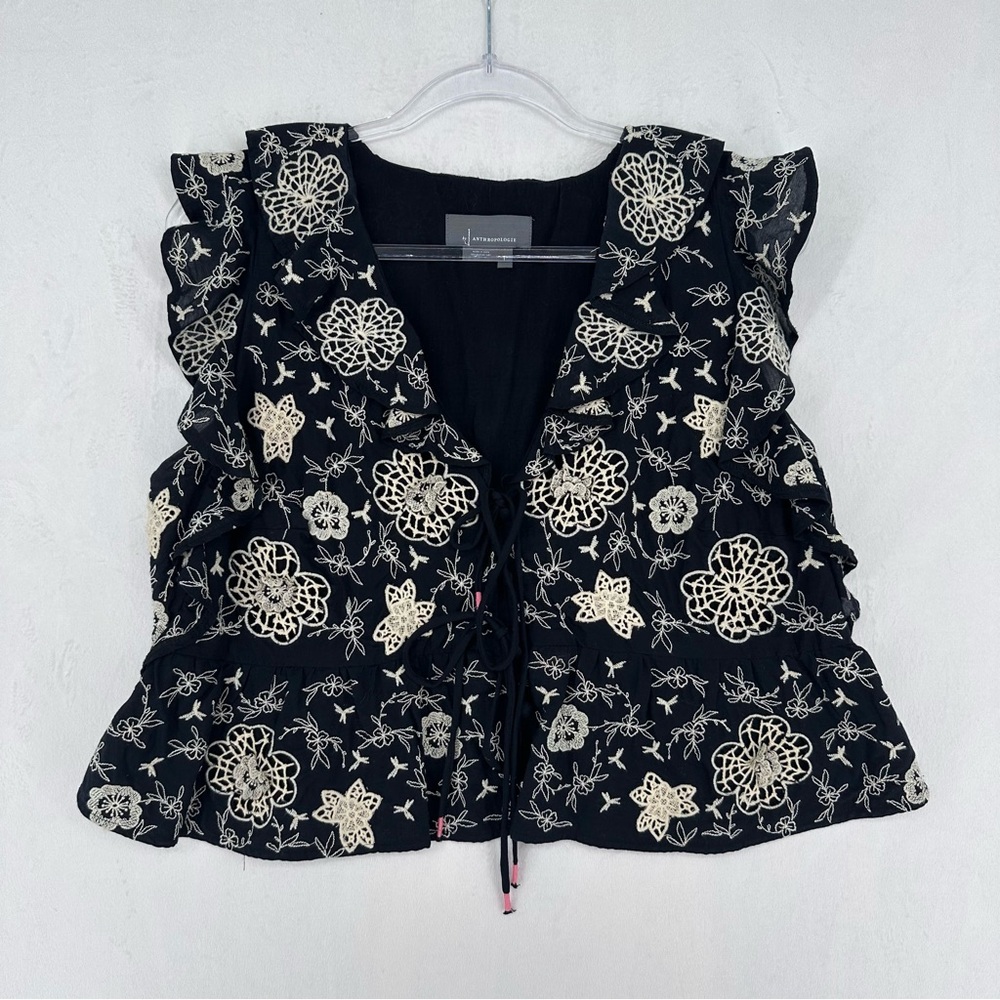 Anthropologie Embroidered Ruffle Crop Top Women’s Size Large Black Cream Floral - Picture 5 of 12